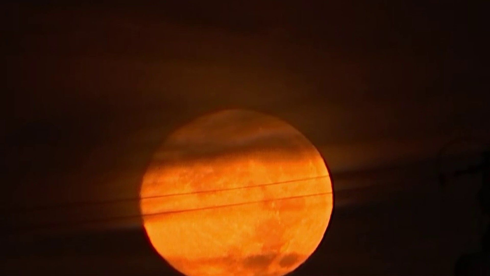 Look up, South Florida: See the Cold Moon, the last supermoon of 2025, tonight