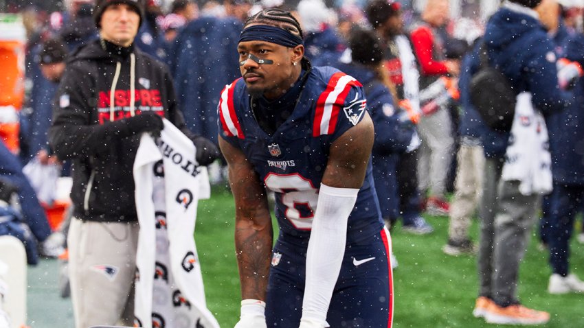 Patriots wide receiver Stefon Diggs