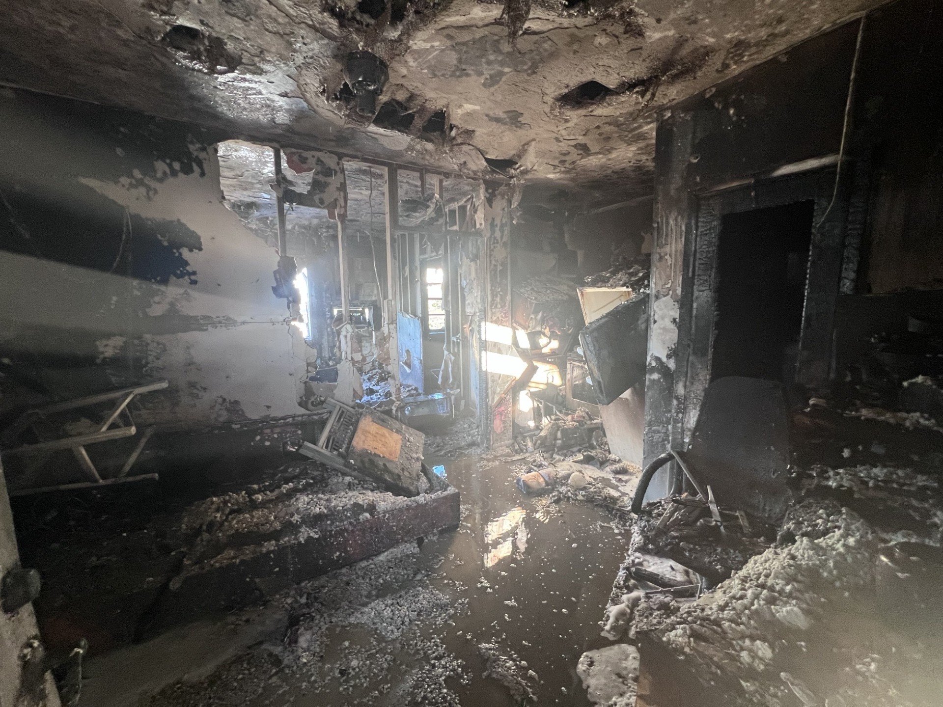 Child among 12 people impacted, along with cat, by Overtown fire: Authorities