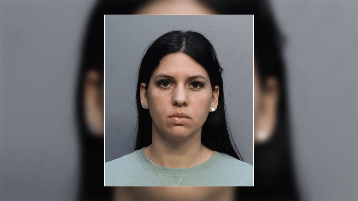 Woman Fled After She Was Clocked At 103 Mph In Range Rover On Palmetto Woman Fled After She Was Clocked At 103 Mph In Range Rover On Palmetto