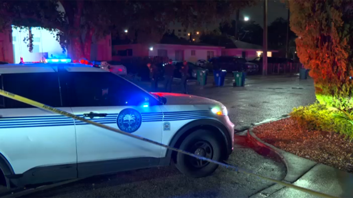Video shows aftermath of fatal stabbing, possibly domestic violence-related, in Miami