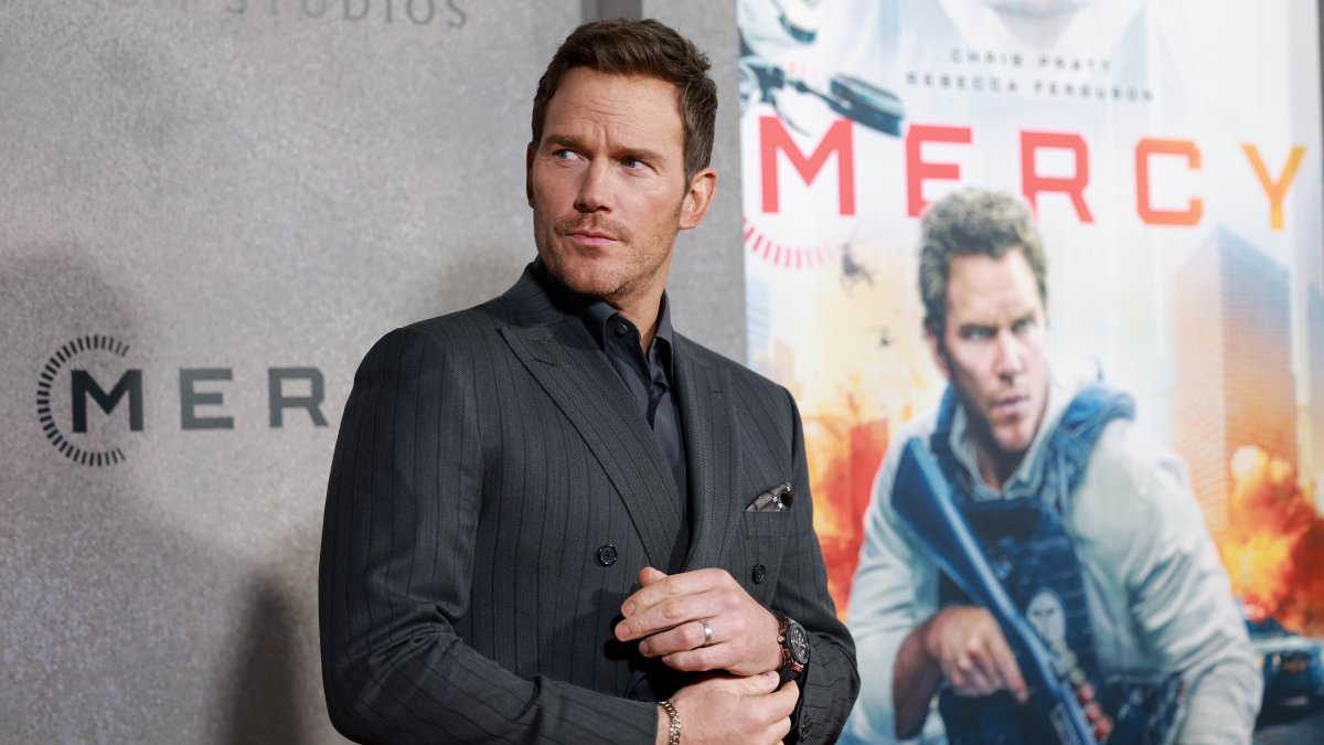 'Mercy' unseats 'Avatar: Fire & Ash' atop box office in snowy weekend at theaters