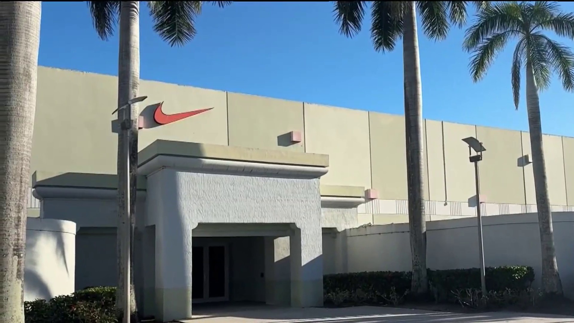 nike outlet store in sawgrass mills