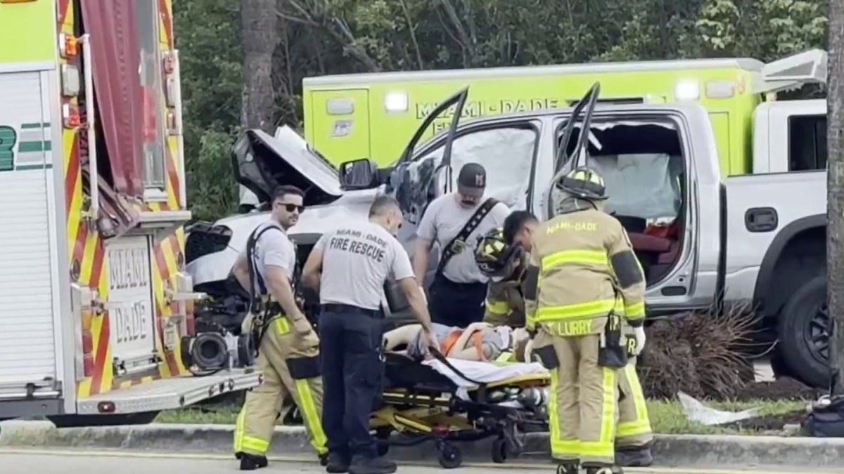 5 hospitalized after crash in North Miami Beach – NBC 6 South Florida