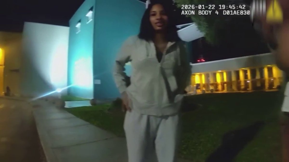 Florida woman charged with fraud giggles after being arrested: Sheriff