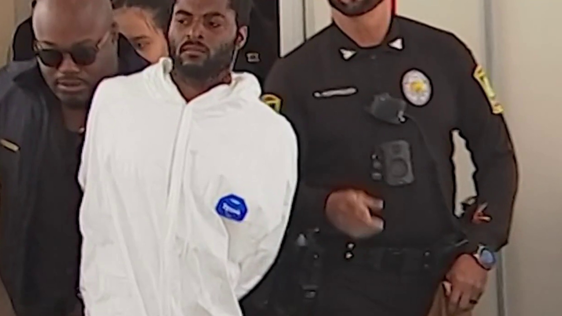 Video shows FMU sex battery suspect try to grab detective during transport