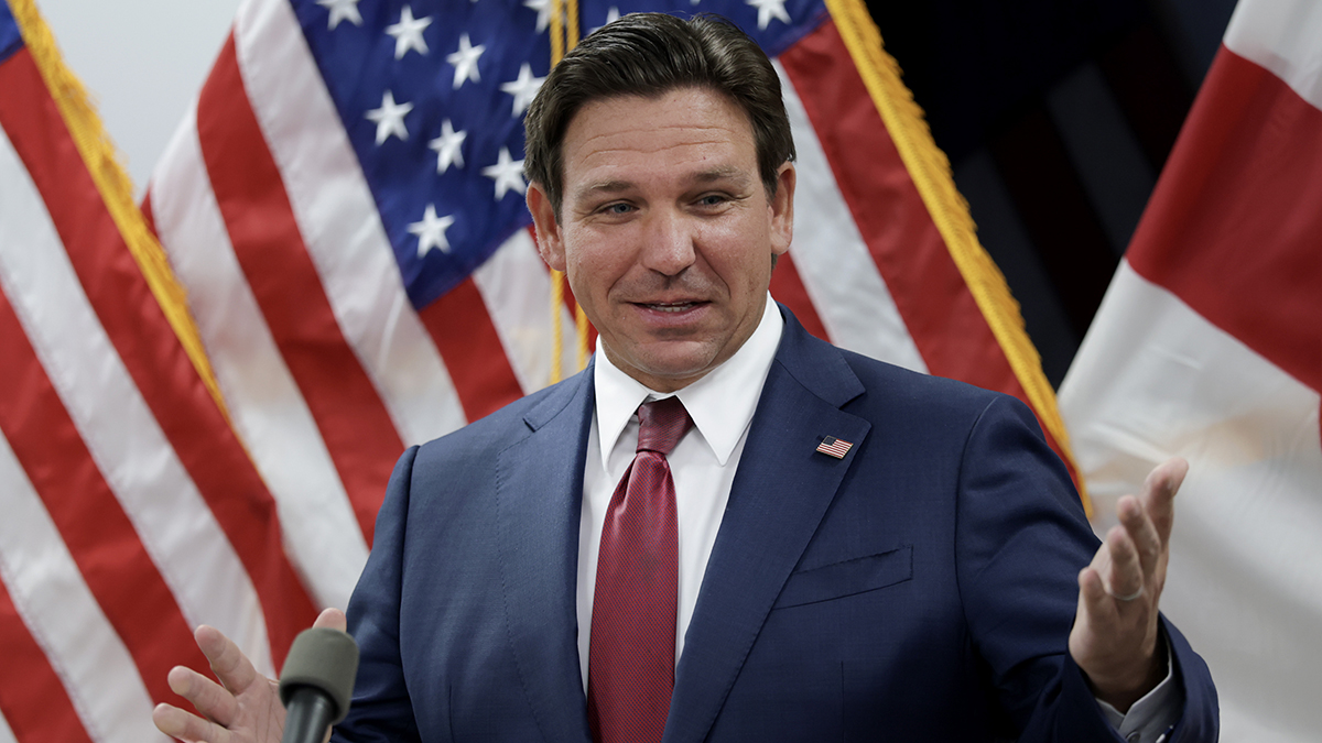 DeSantis loses bet on Miami Hurricanes, owes Indiana governor key lime pie and stone crabs