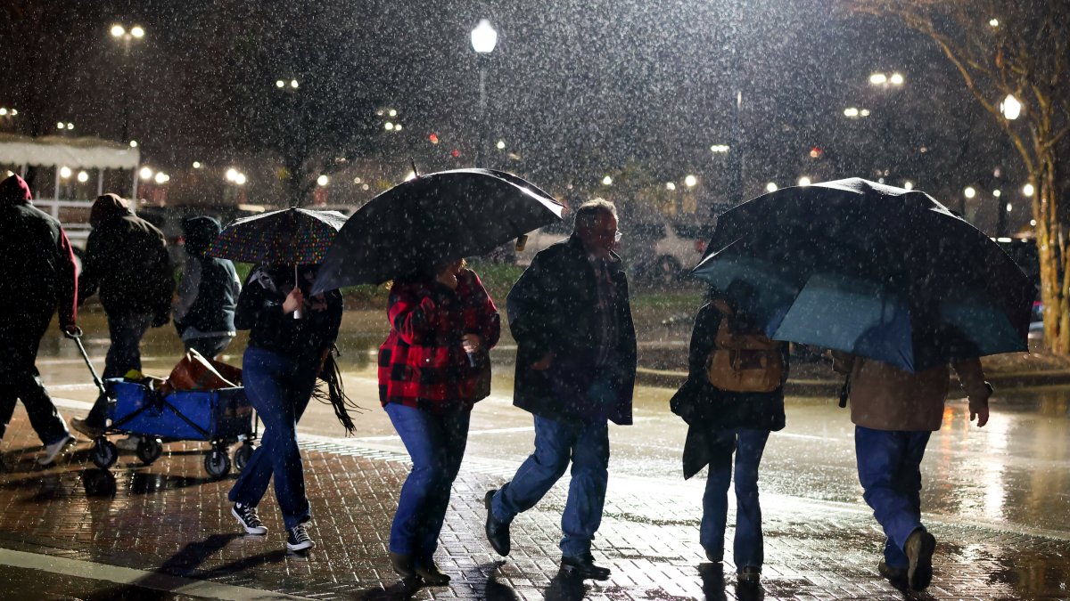 Historic winter storm engulfs the U.S., bringing widespread ice, heavy snow and dangerous cold