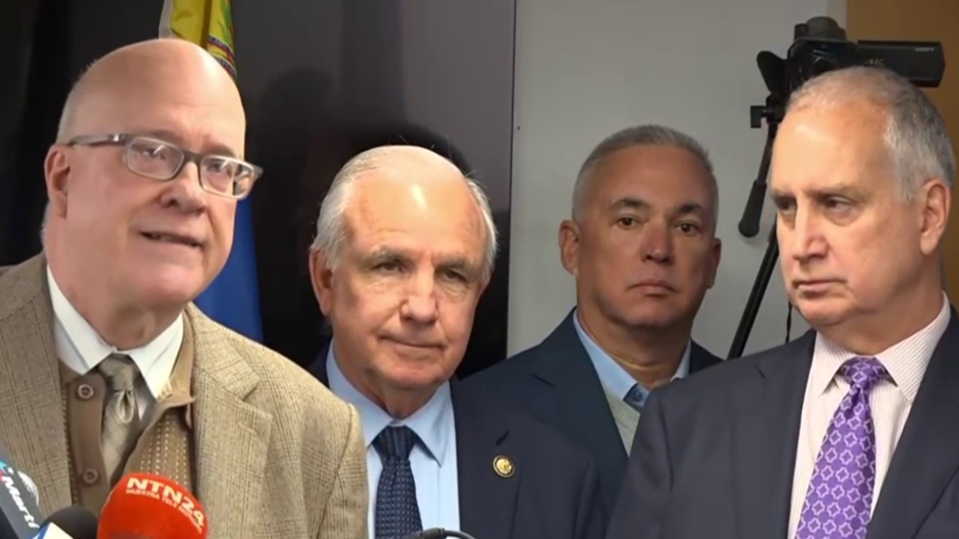 South Florida congressmen asks U.S. to suspend flights, remittances to Cuba