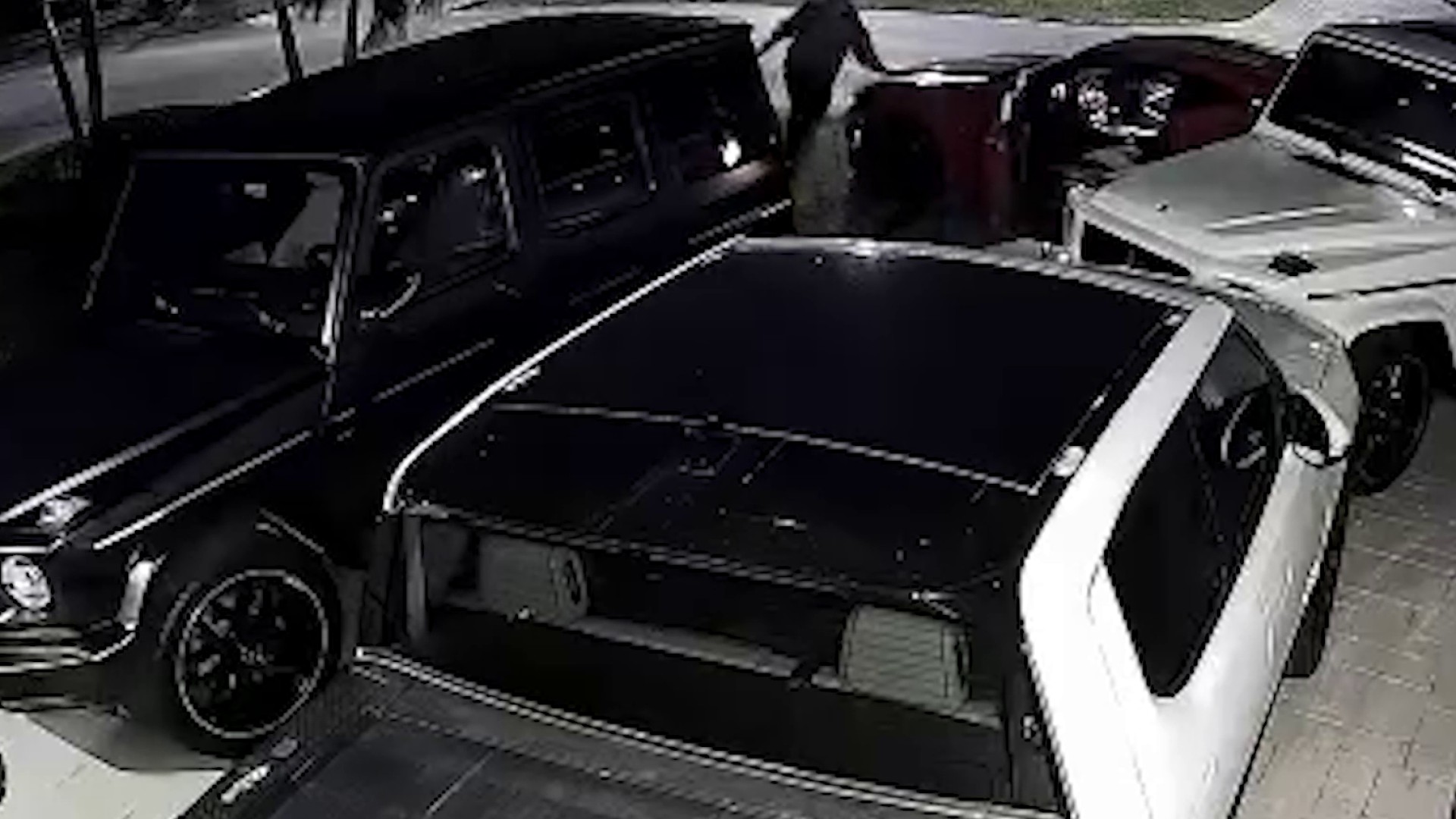 Video shows Camaro reversing into G-Wagon in Miami-Dade hit-and-run crash