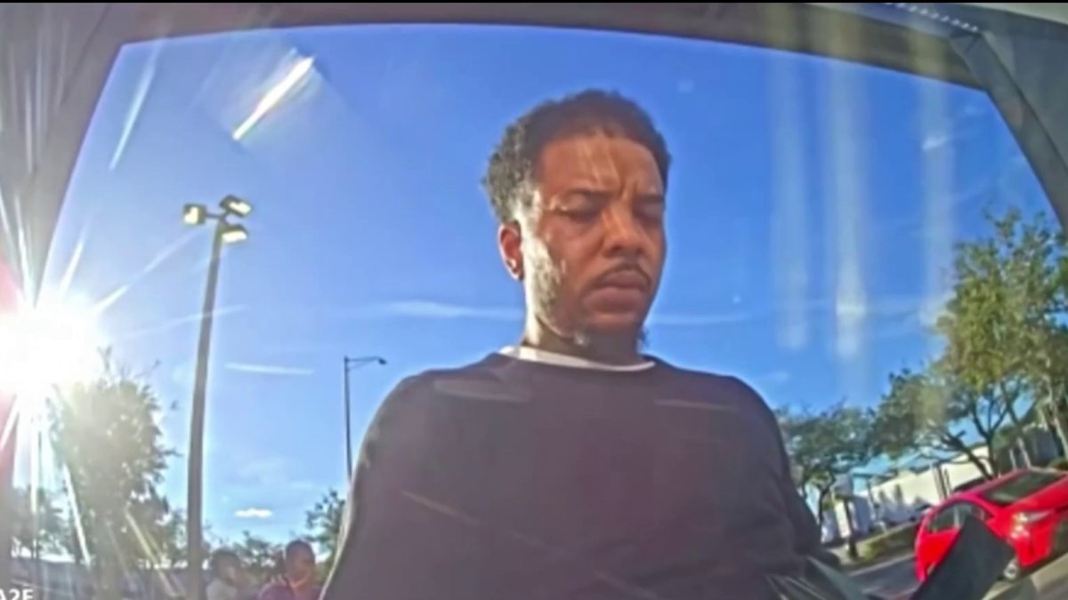U.S. Postal worker arrested in money order thefts at South Miami ...