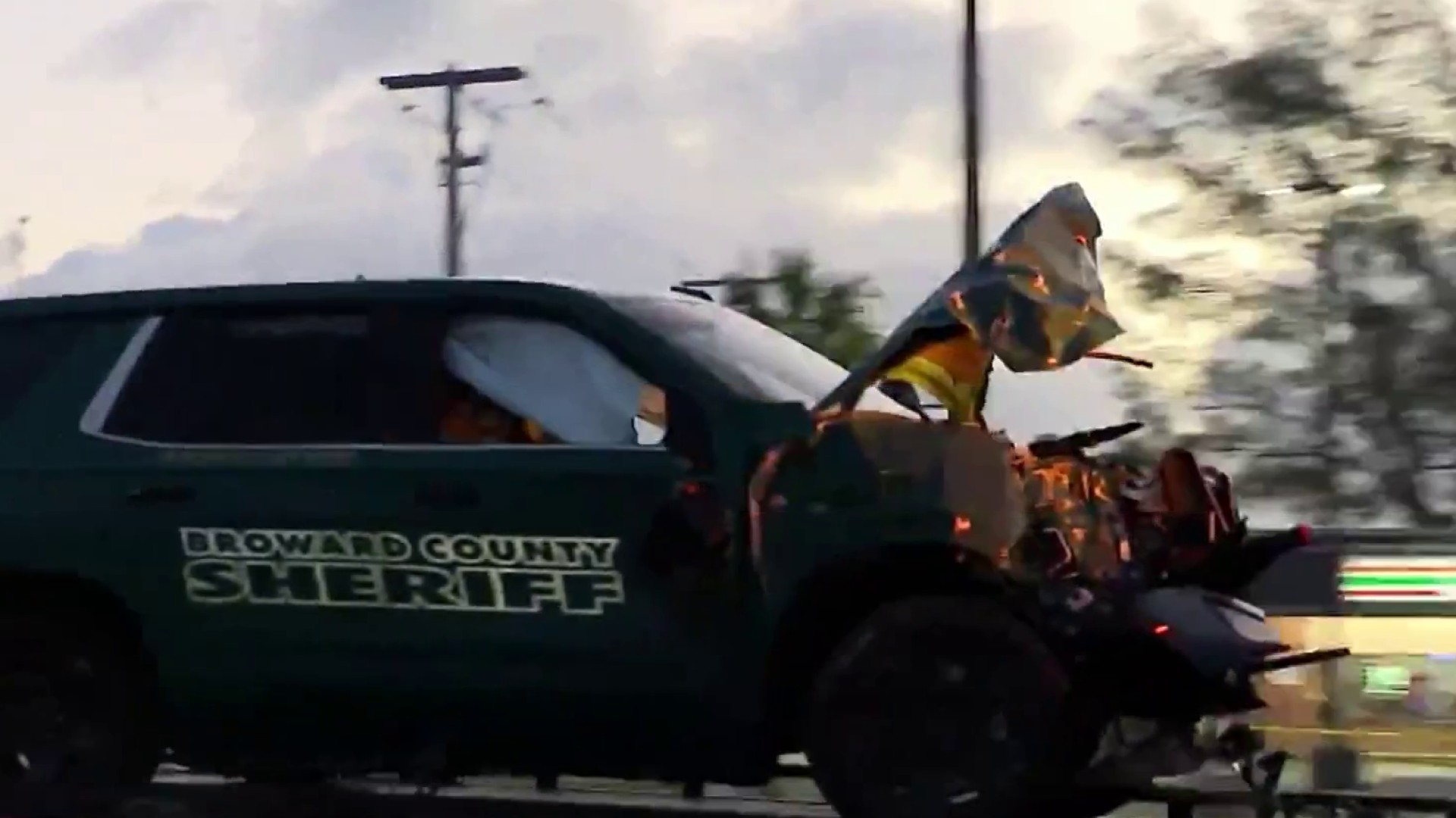 Broward Sheriff's deputy among 3 people hurt in crash in Tamarac