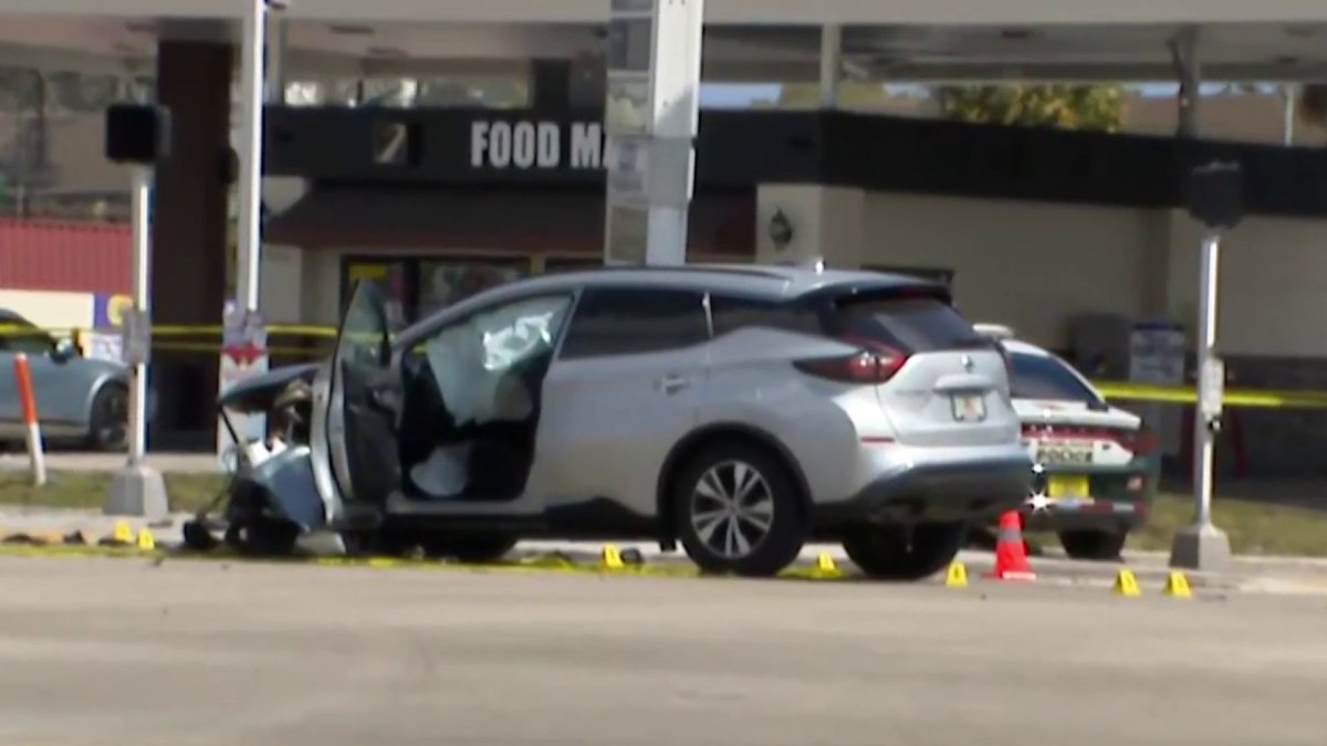 1 person killed, 8 injured in multi-car crash in northwest Miami-Dade ...
