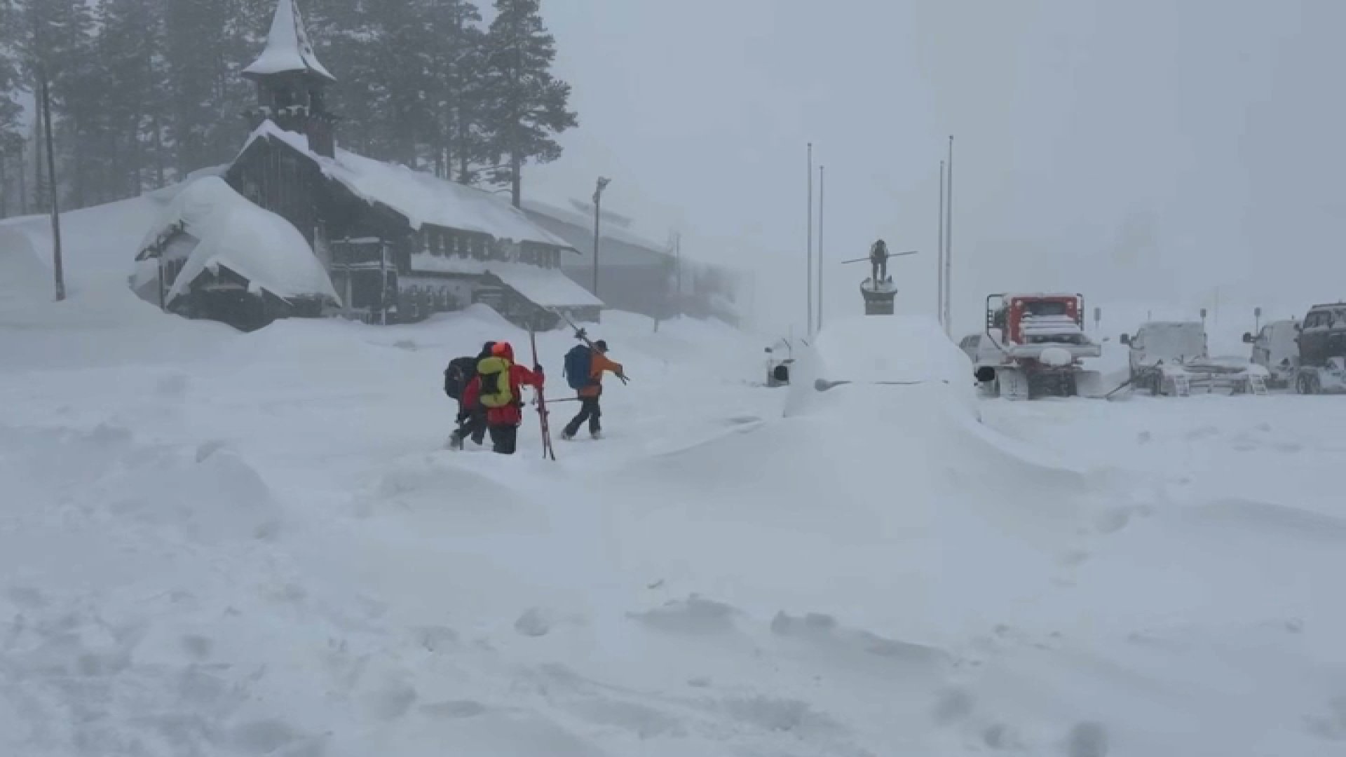 8 backcountry skiers found dead, 1 still missing after avalanche near Lake Tahoe