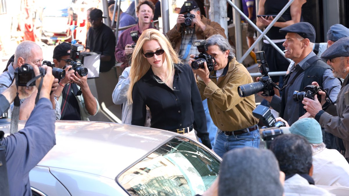 ‘Love Story' reveals just how much Carolyn Bessette Kennedy's style has endured