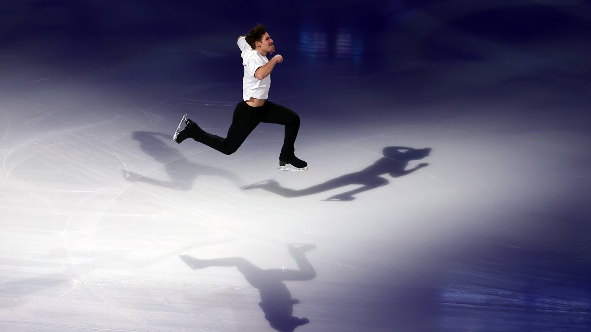 There are lots of exciting events taking place on the ice on Tuesday! Here’s what I’m watching.