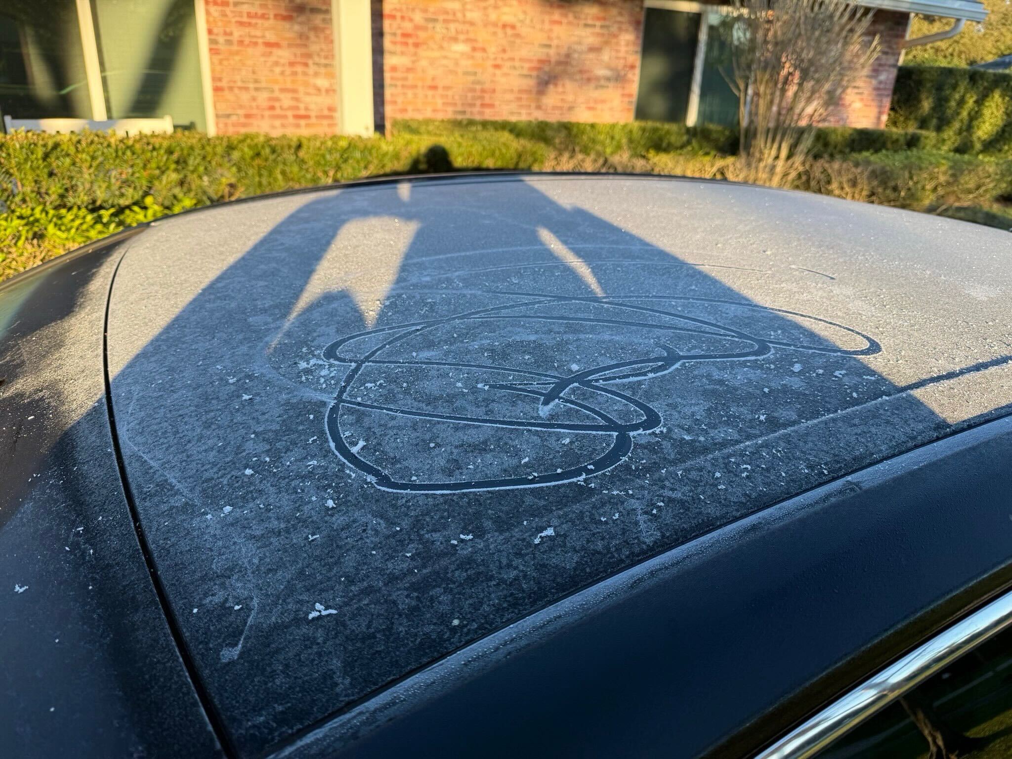 How to safely remove frost on cars as chilly weather continues in South Florida