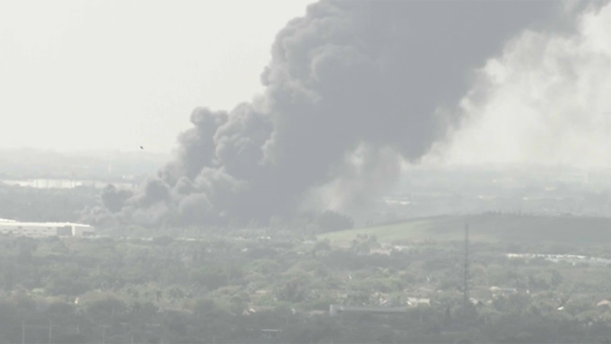 Crews respond to massive five-alarm fire at NW Miami-Dade warehouse ...