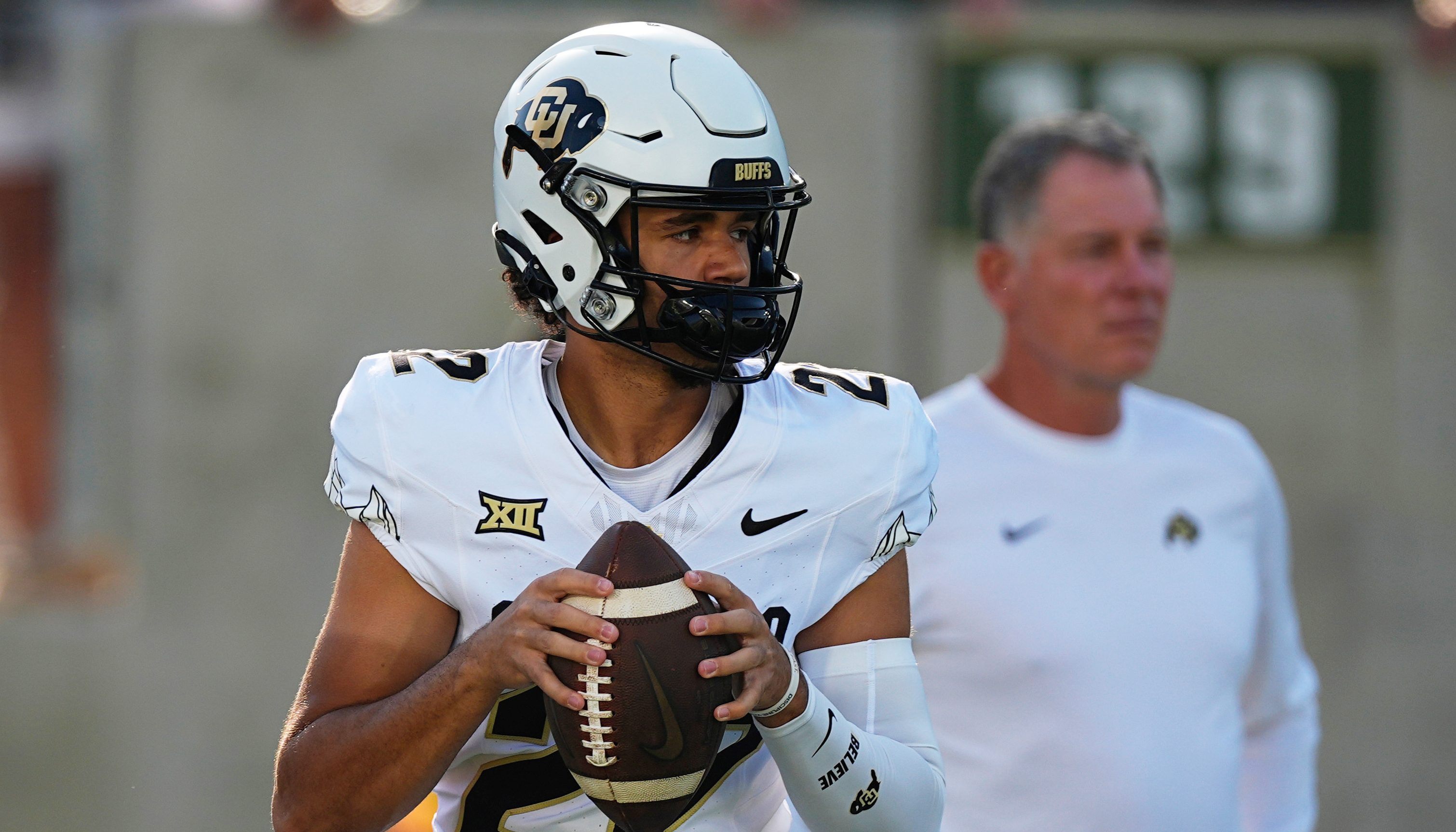 Colorado quarterback Dominiq Ponder warms up.