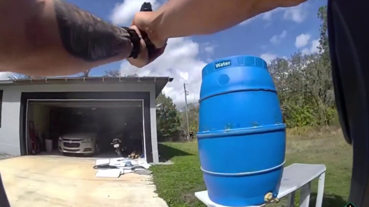 Bodycam shows deputies returning fire on Florida man accused of shooting 2 people