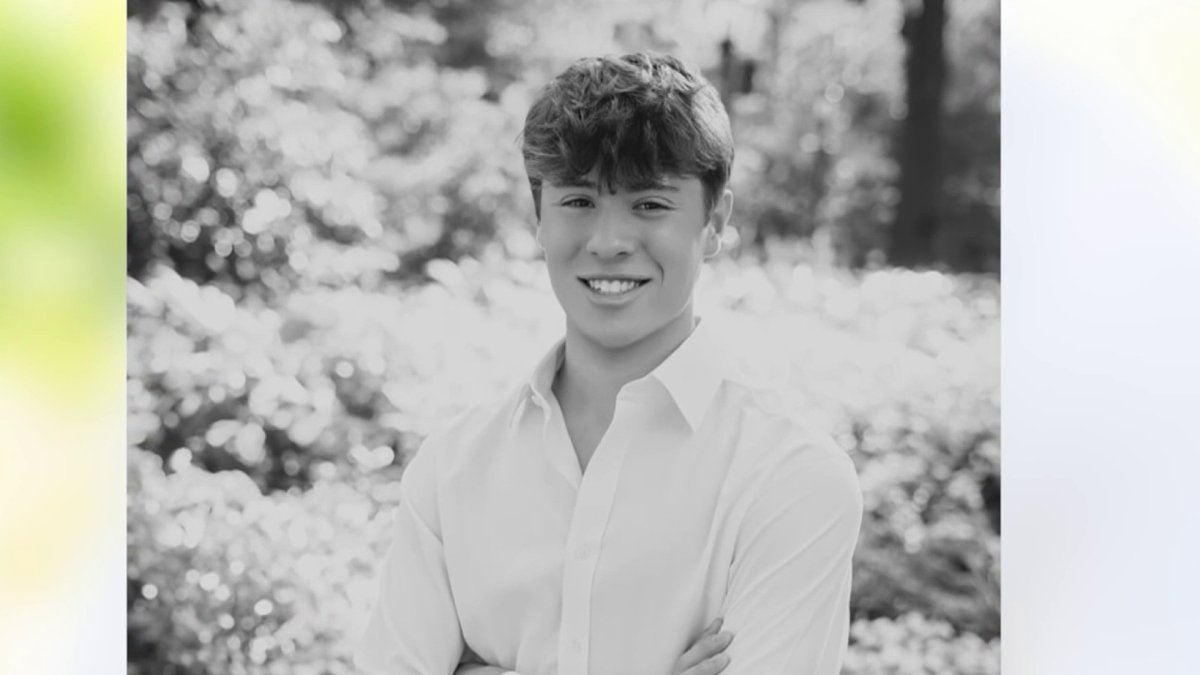 Father urgently searches for donor to help son with rare blood disorder