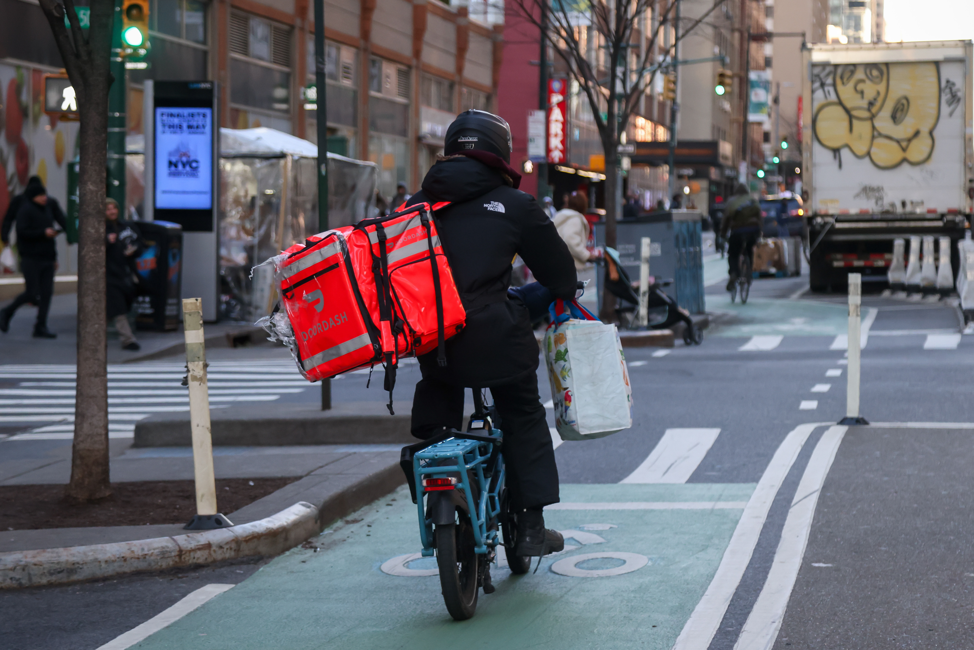 DoorDash offers emergency gas relief for drivers as fuel prices soar
