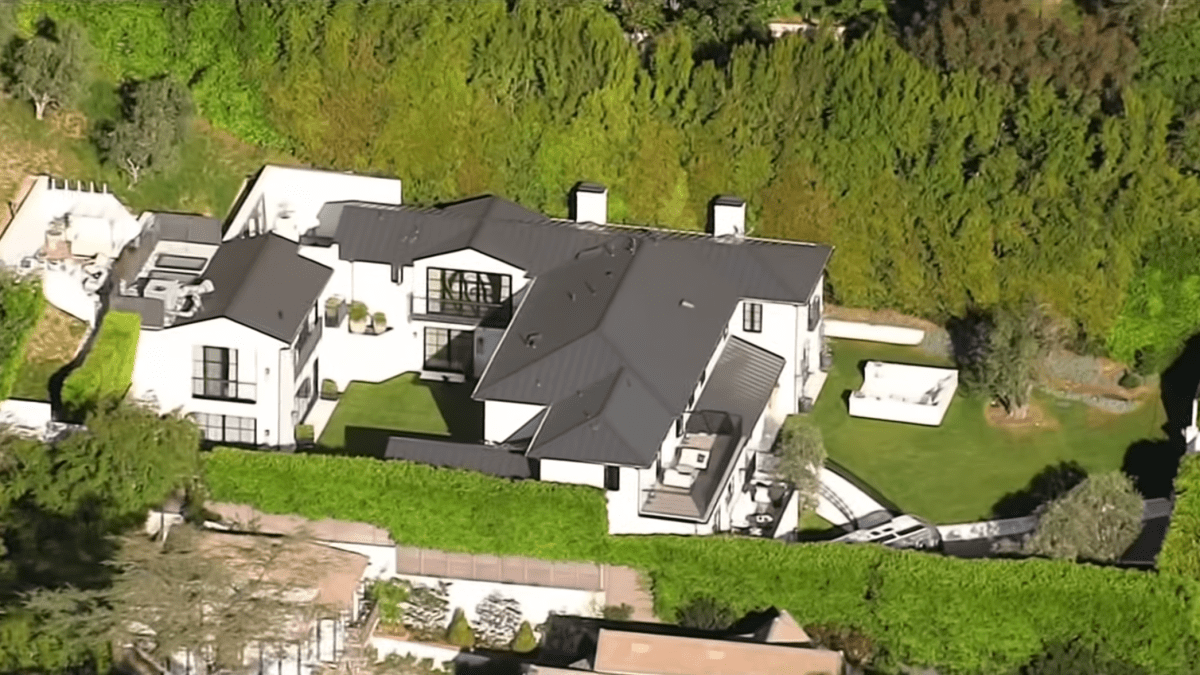 Woman arrested after allegedly firing shots at Rihanna’s L.A. home: Police