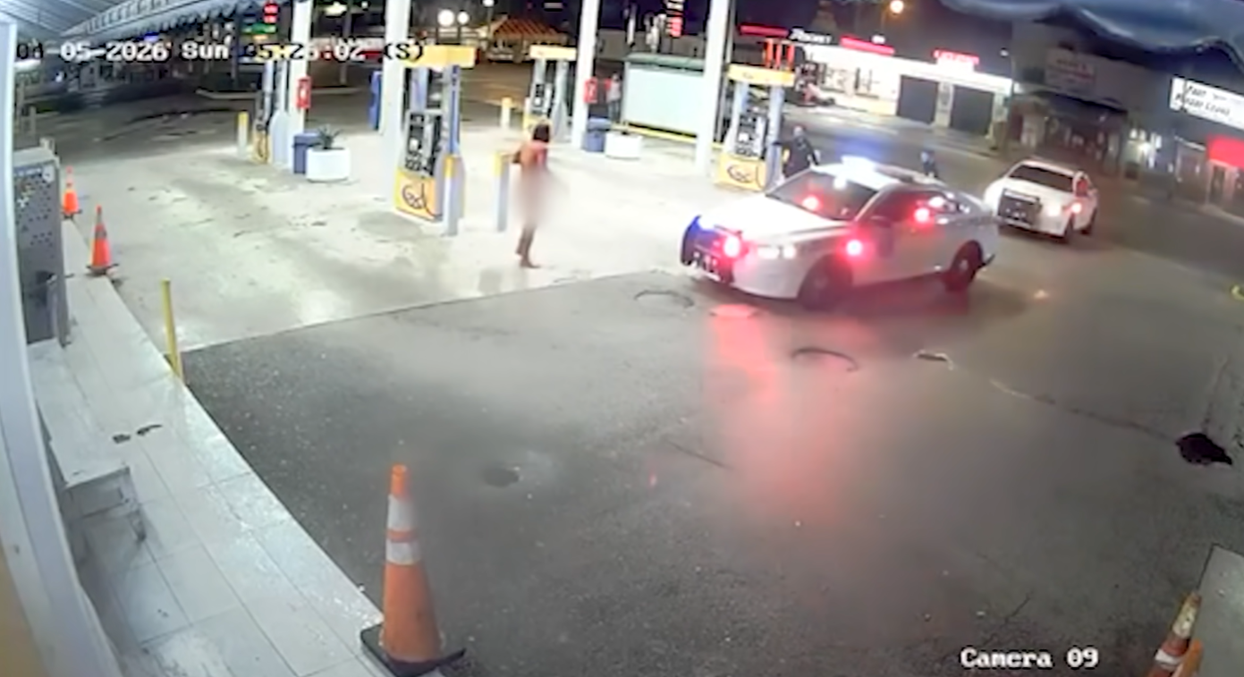 Cuban boxer arrested after man found naked and stabbed at Miami gas station, cops say