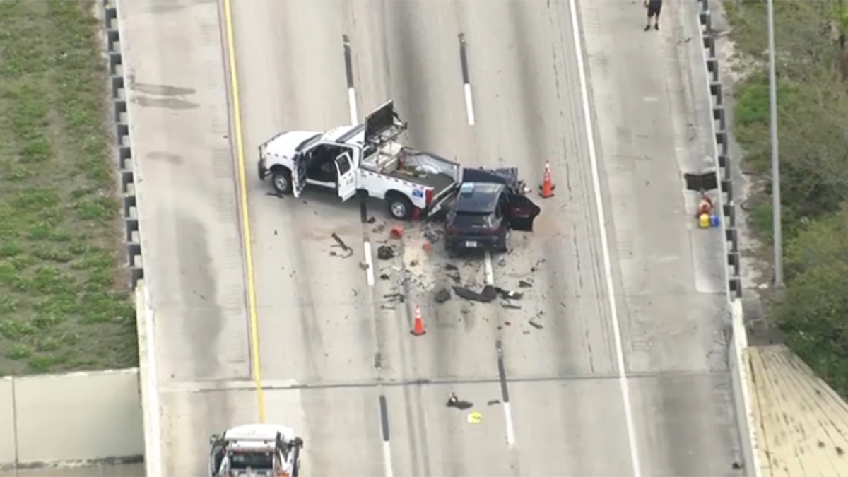 Road Ranger, driver and child injured in crash on Sawgrass Expressway in Coral Springs