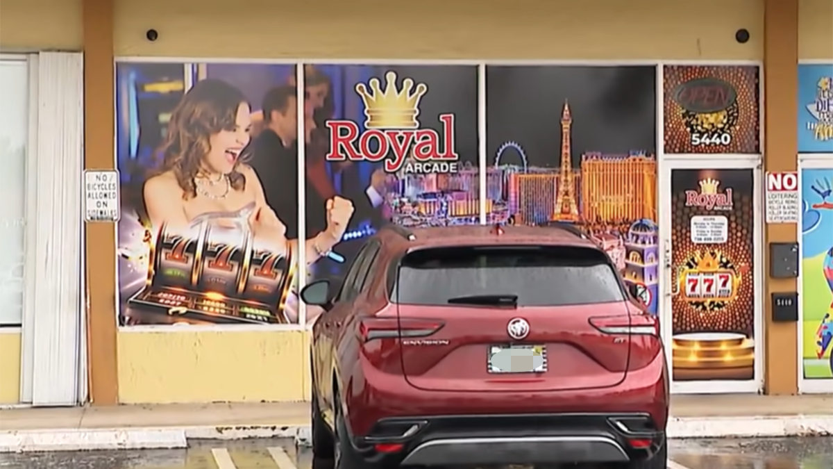 Husband and wife among 4 arrested in undercover illegal gambling bust in Hialeah, cops say