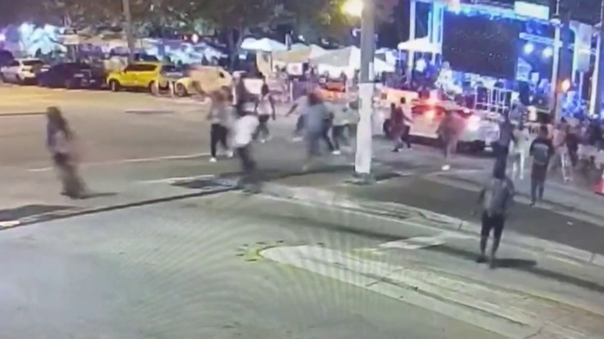 Video shows crowd running after shooting at Taste of Miami Karnival ...