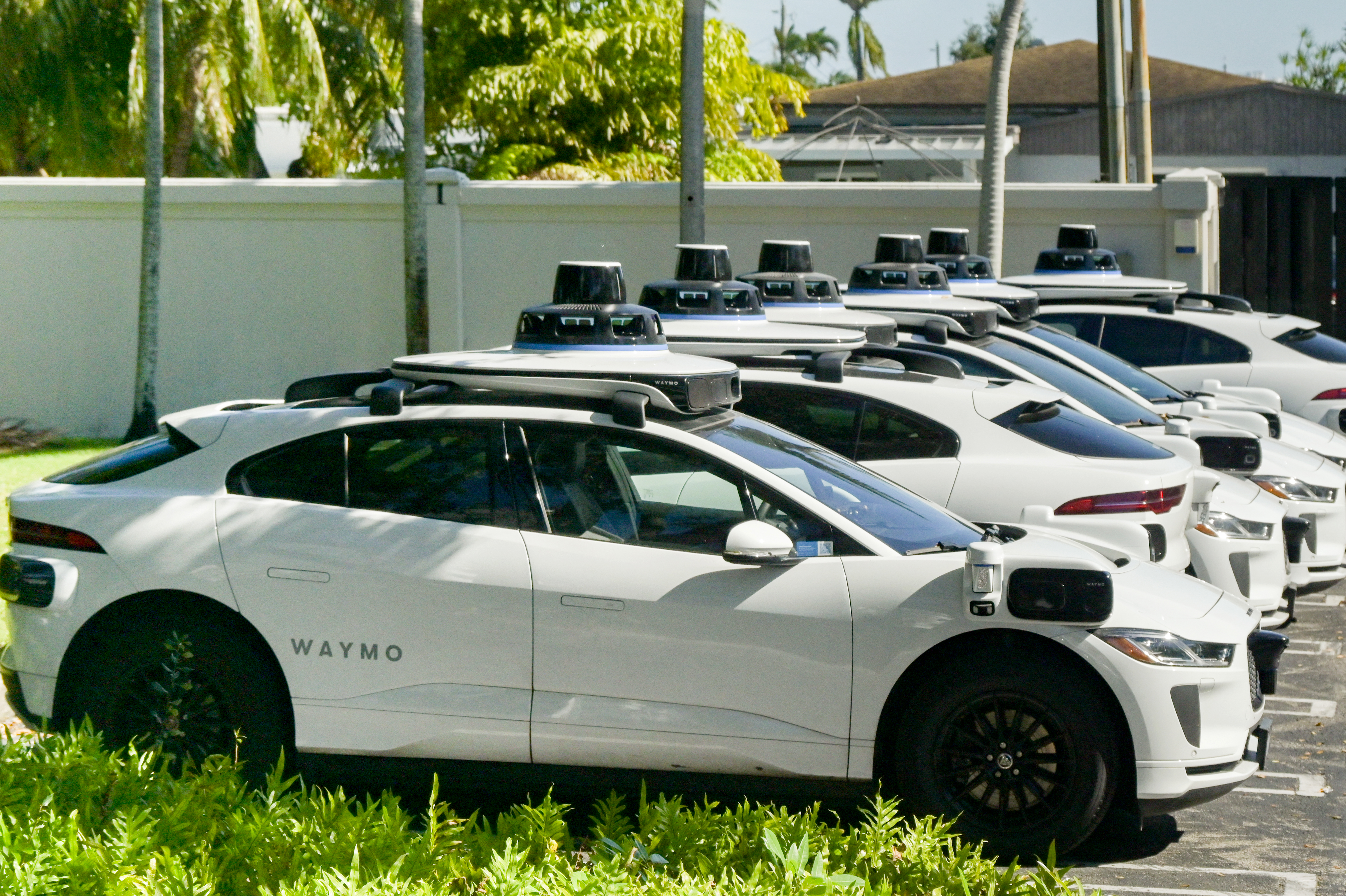 Waymo opens to all of Miami, offering rides in driverless cars