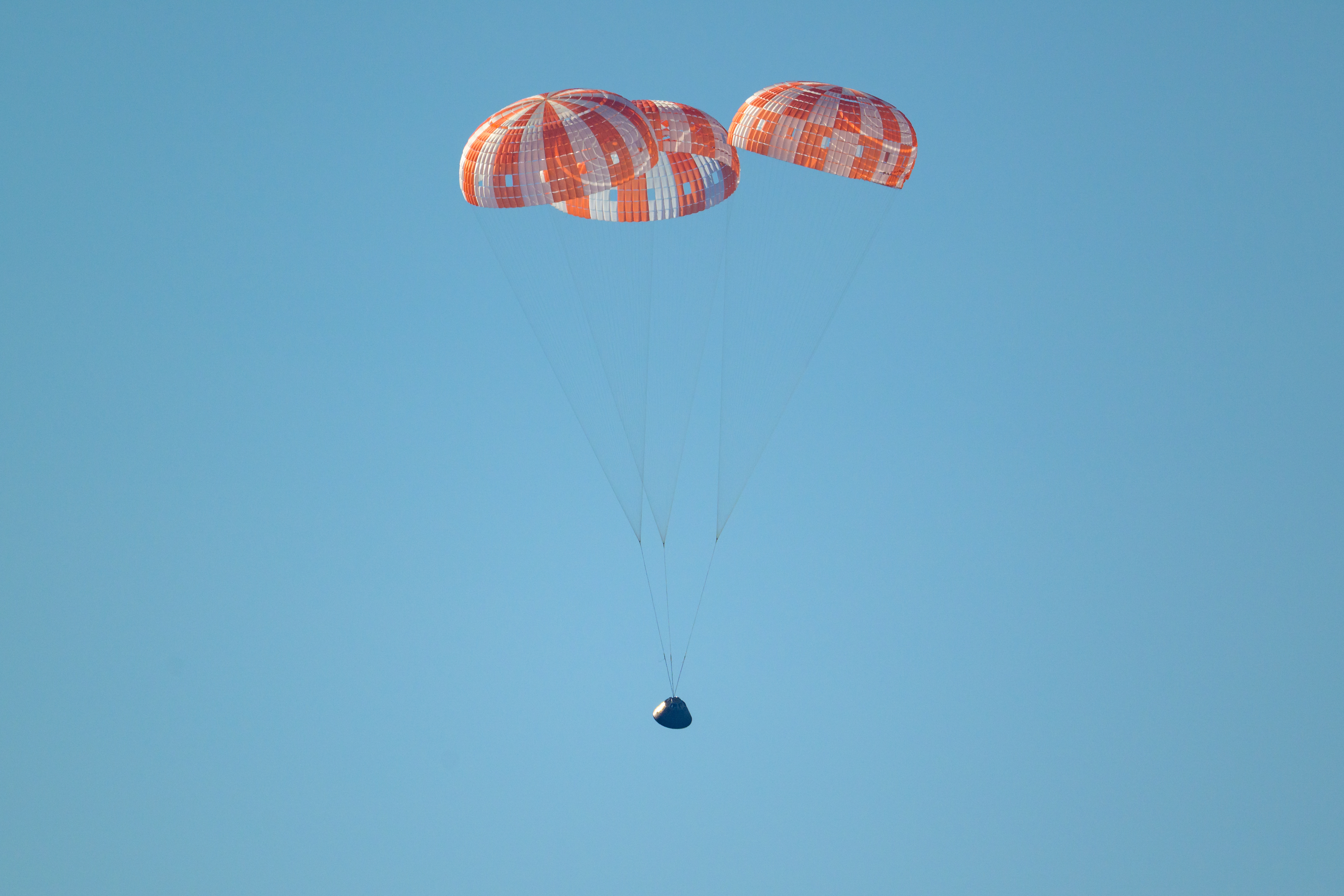 Artemis II crew splash down after historic moon mission