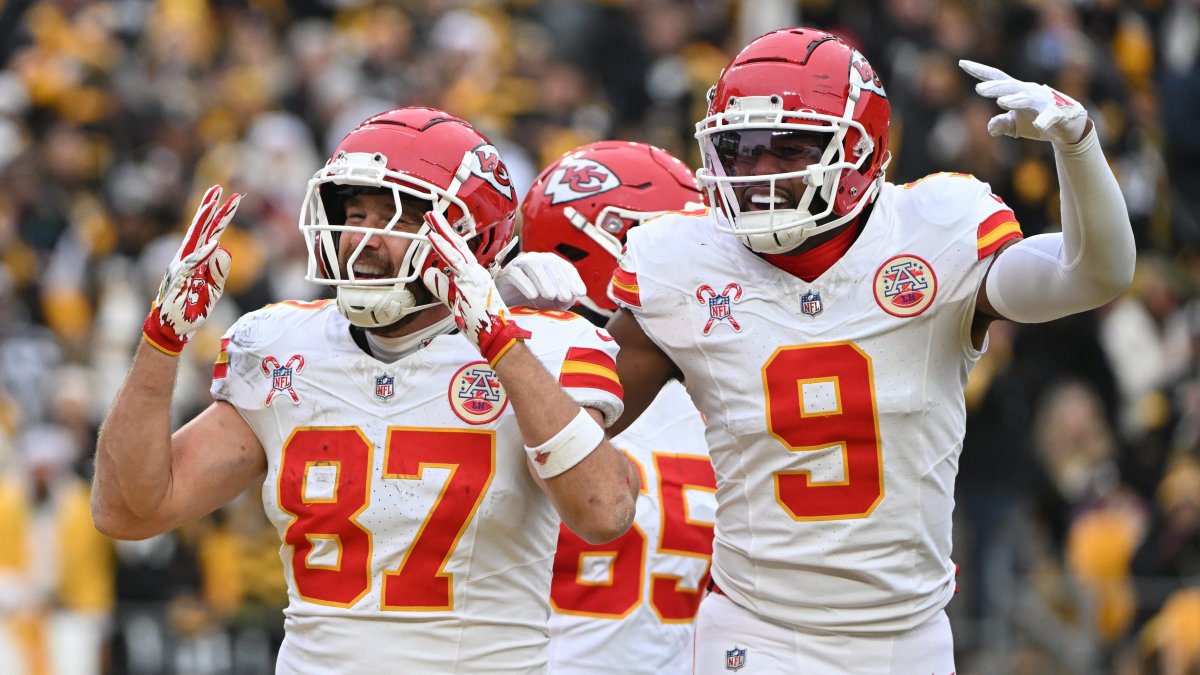 Former Chiefs star JuJu Smith-Schuster talks free agency and offers Travis Kelce wedding advice
