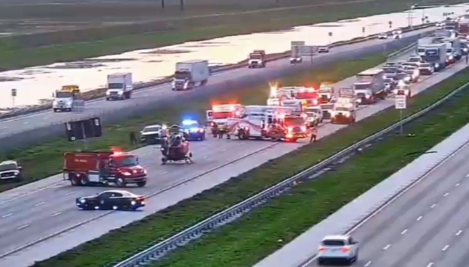 Helicopter lands on I-75 in Weston to airlift driver injured in crash