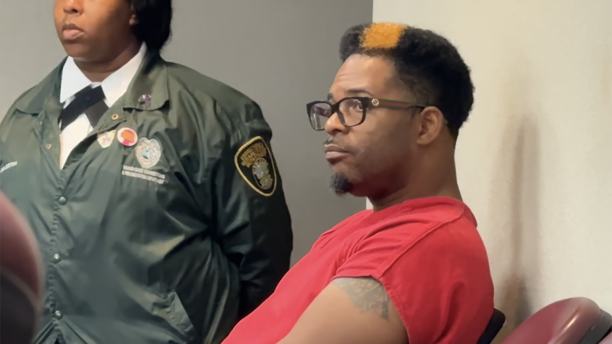 Miami Jackson Senior High teacher accused of kissing student granted house arrest