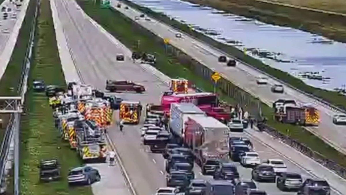 2 killed, driver arrested after multi-vehicle crash on I-75 in Broward ...