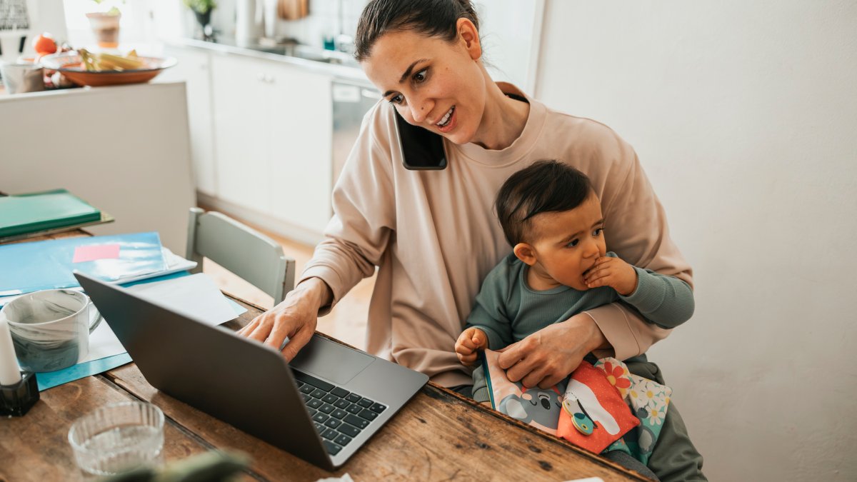 Florida ranked one of the worst states for working mothers