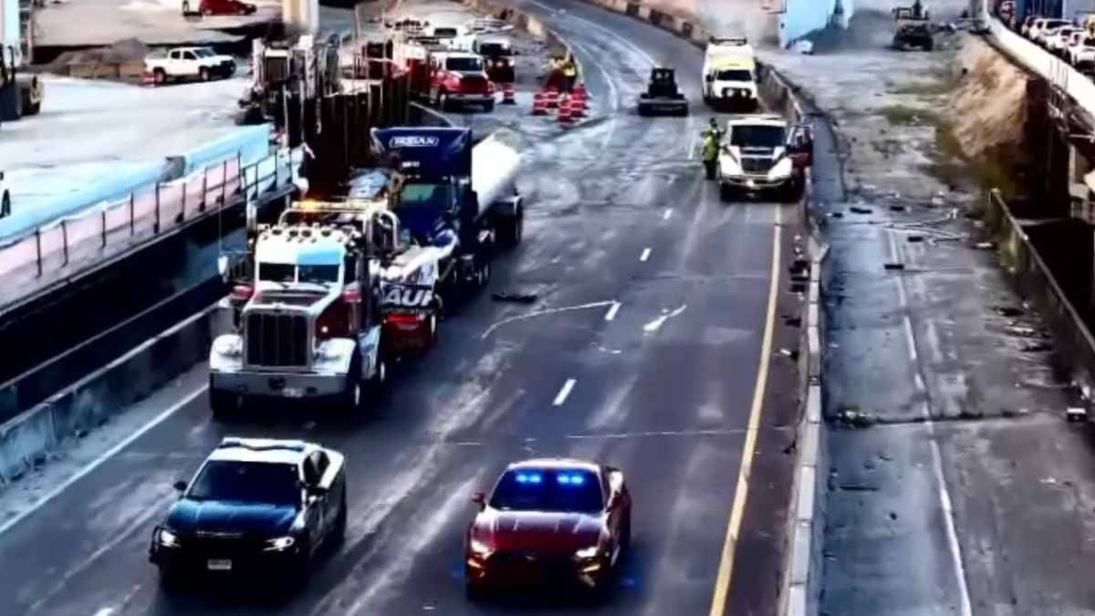 Crash blocks lanes on I-95 ramp to the Golden Glades Interchange, FHP ...