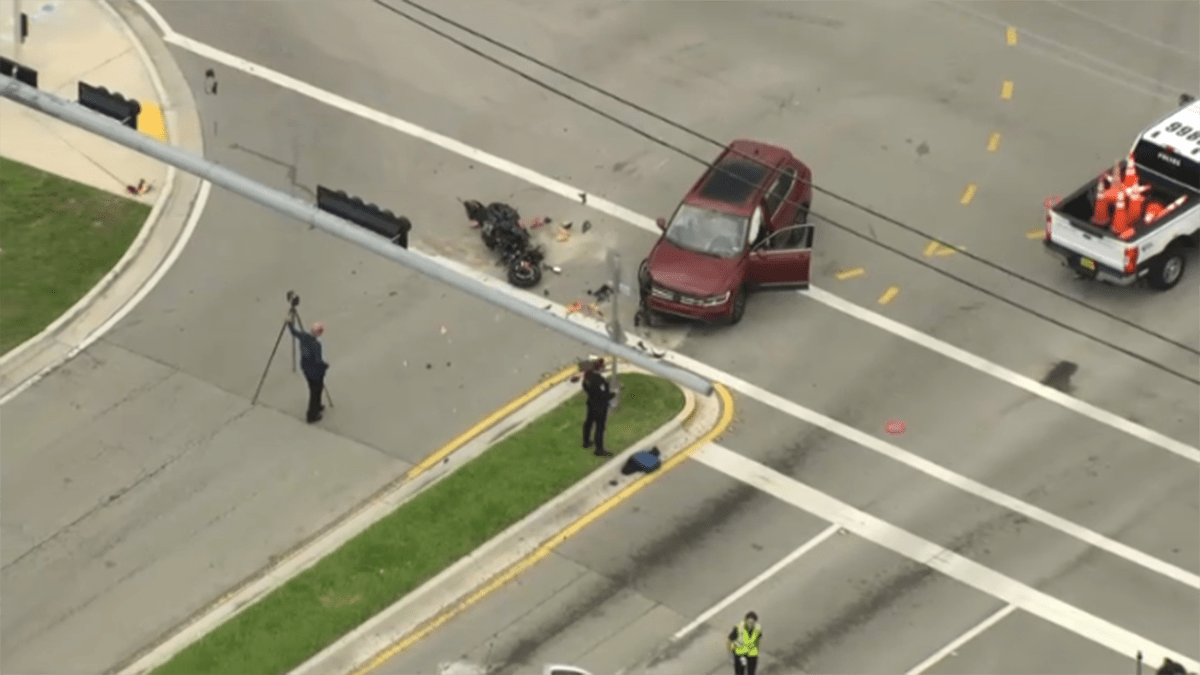 Man killed in crash involving motorcycle in Coral Springs, police say