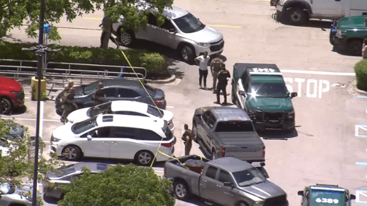 Man hospitalized after shooting outside North Lauderdale Walmart, BSO says