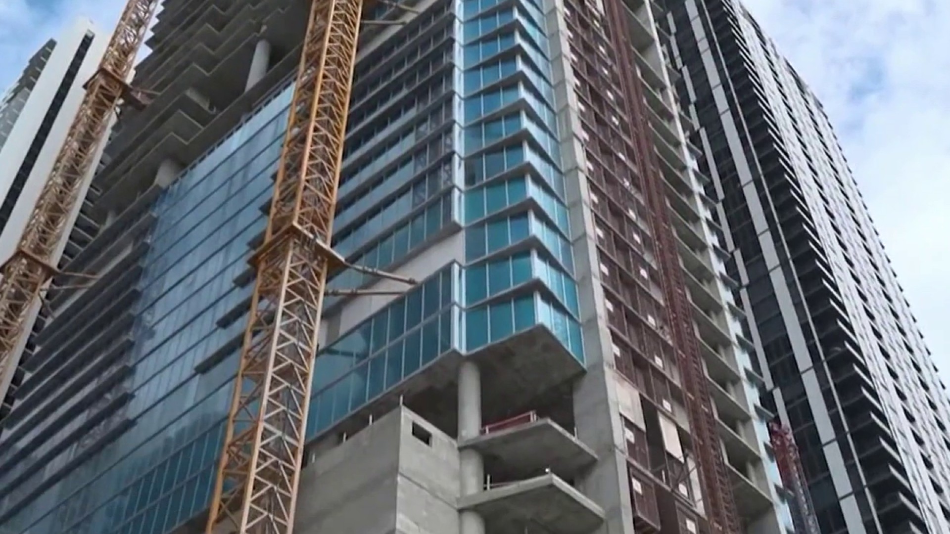 nbcmiami.com - Construction worker dies after column falls in Miami