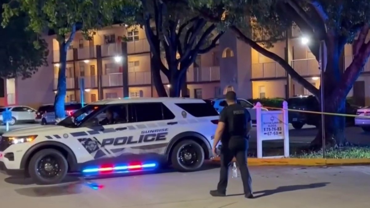 1 in custody after deadly shooting in Sunrise, police say