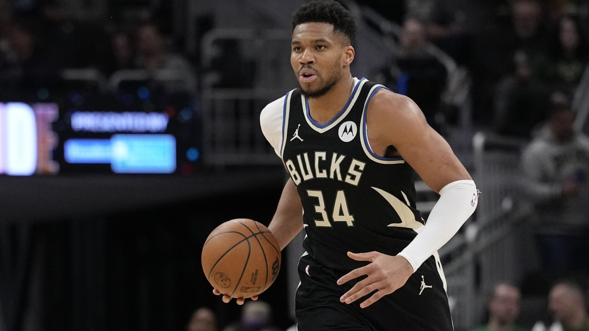 Watch a breakdown of the Giannis Antetokounmpo trade to Miami