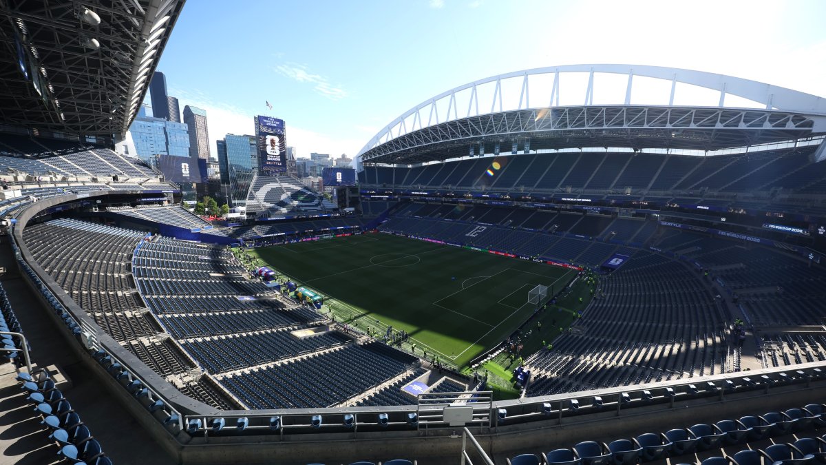 Live updates: USMNT-Australia meet in second World Cup group game