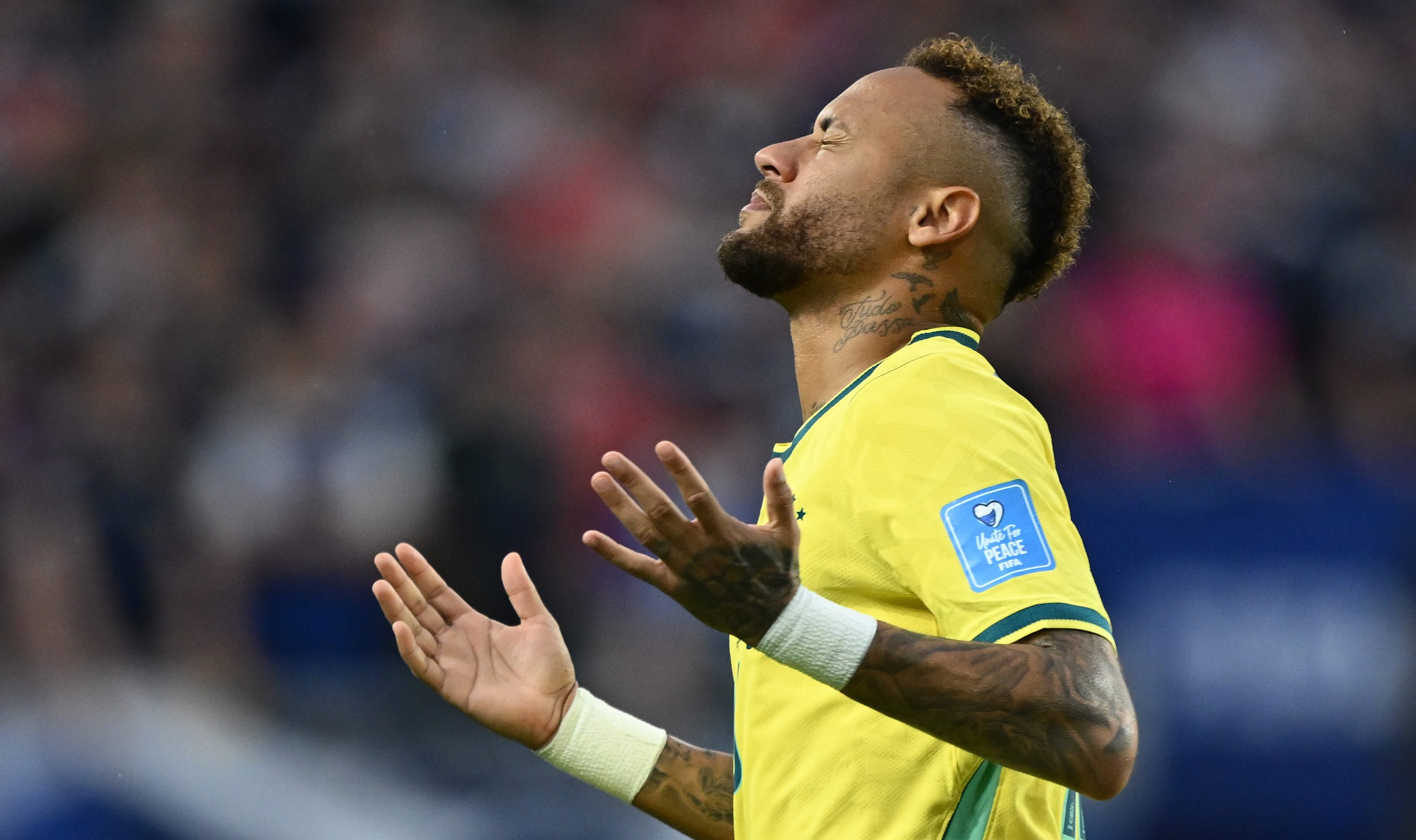 Neymar Jr. returns as Brazil thumps Scotland 3-0 in World Cup group game