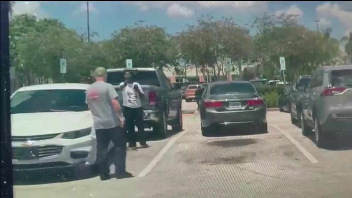 911 calls capture chaos after fatal Walmart shooting in North Lauderdale