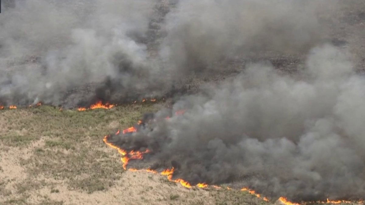 Large brush fire burning in the Everglades in western Broward