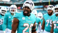 Linebacker Jordyn Brooks agrees to 3-year extension with Dolphins, AP source says