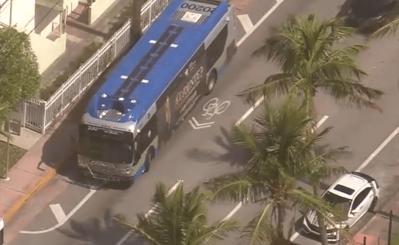Miami-Dade bus crashes in Miami Beach; roads closed and building evacuated